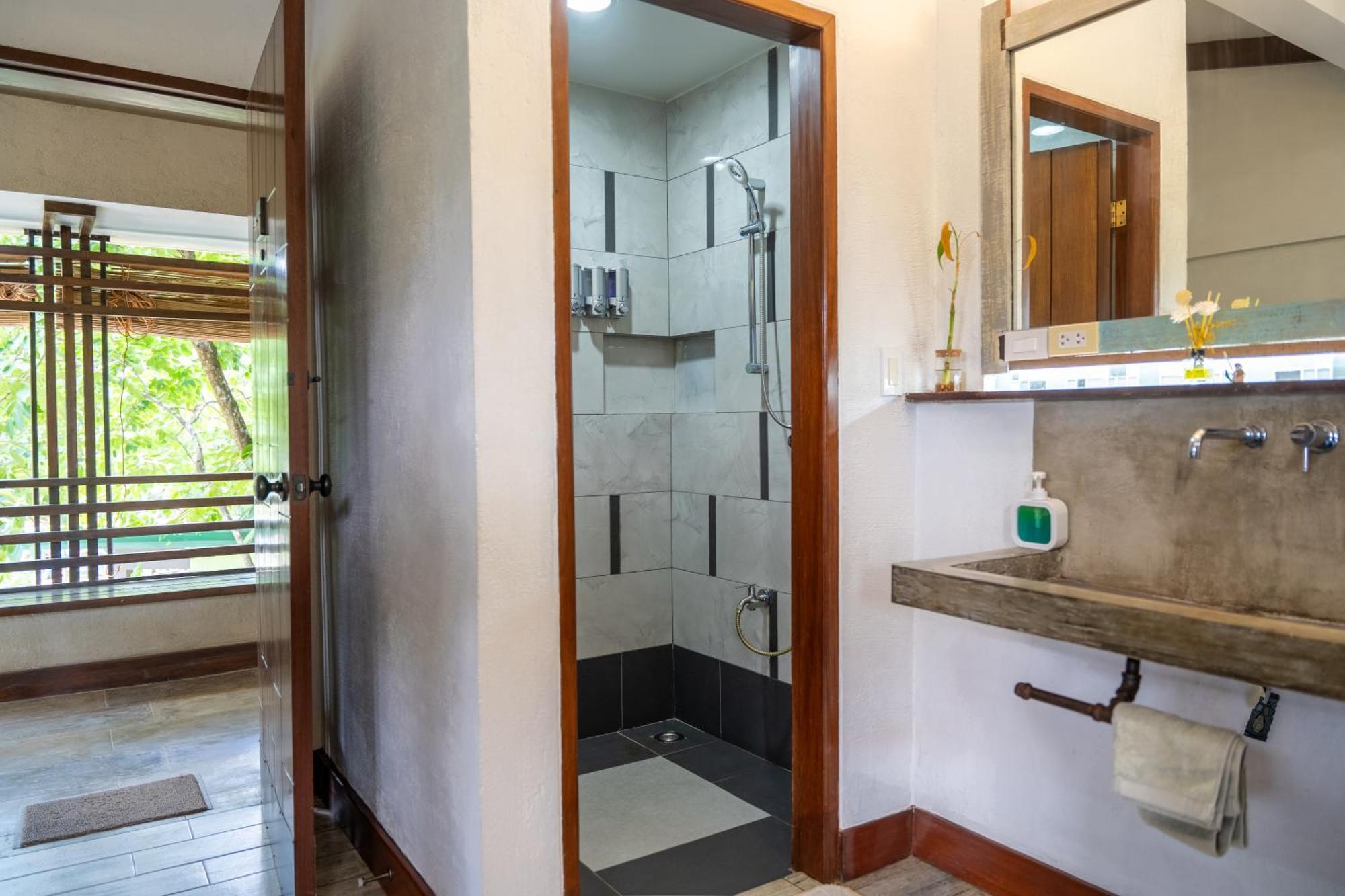 Island Lyfe Adventures Hotell El Nido Exteriör bild
